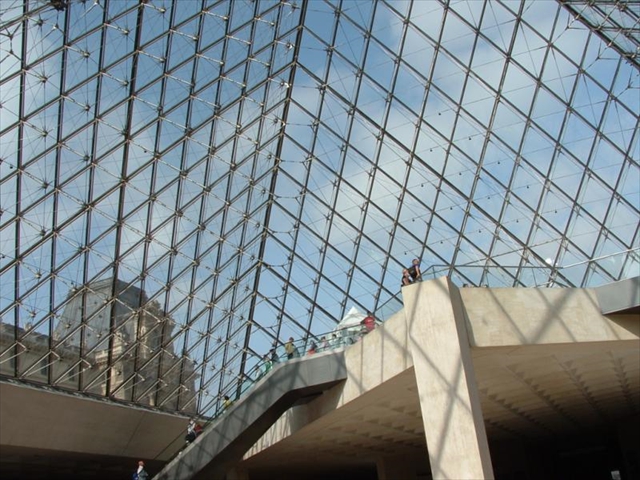 Louvre entrance inside